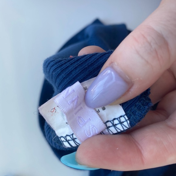 Buckle choker collared shirt - Picture 2 of 3